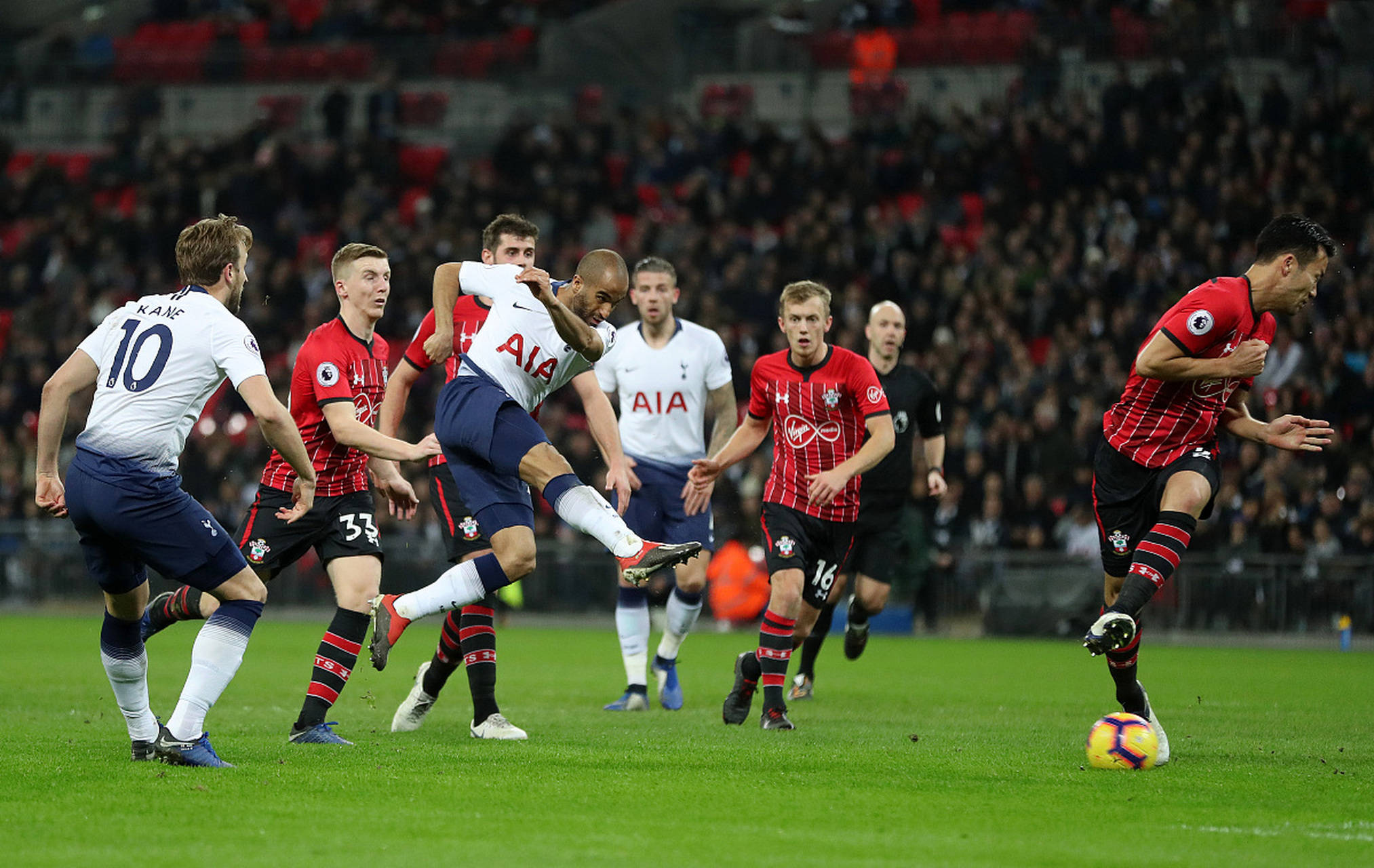 一名球员从 一名球员从