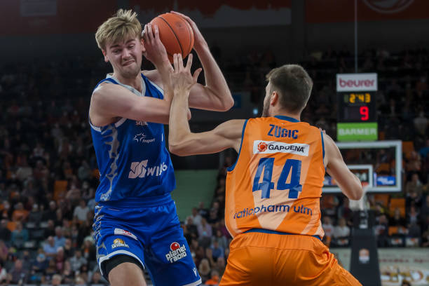 的决策密不 的决策密不